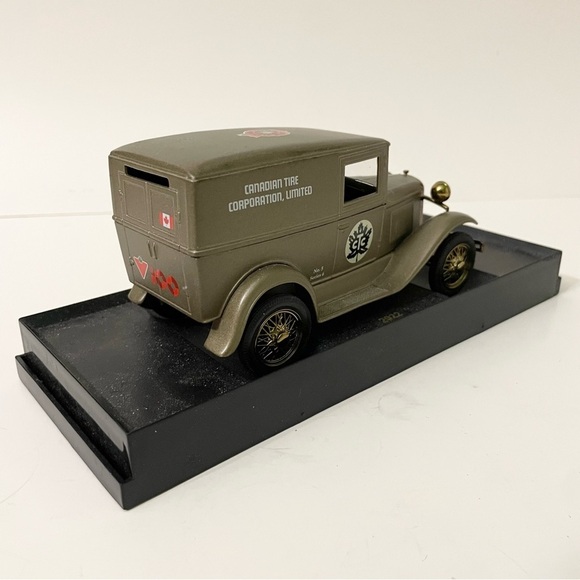 1928 Ford Model A Canadian Tire Liberty Classics Limited Edition - Picture 15 of 16